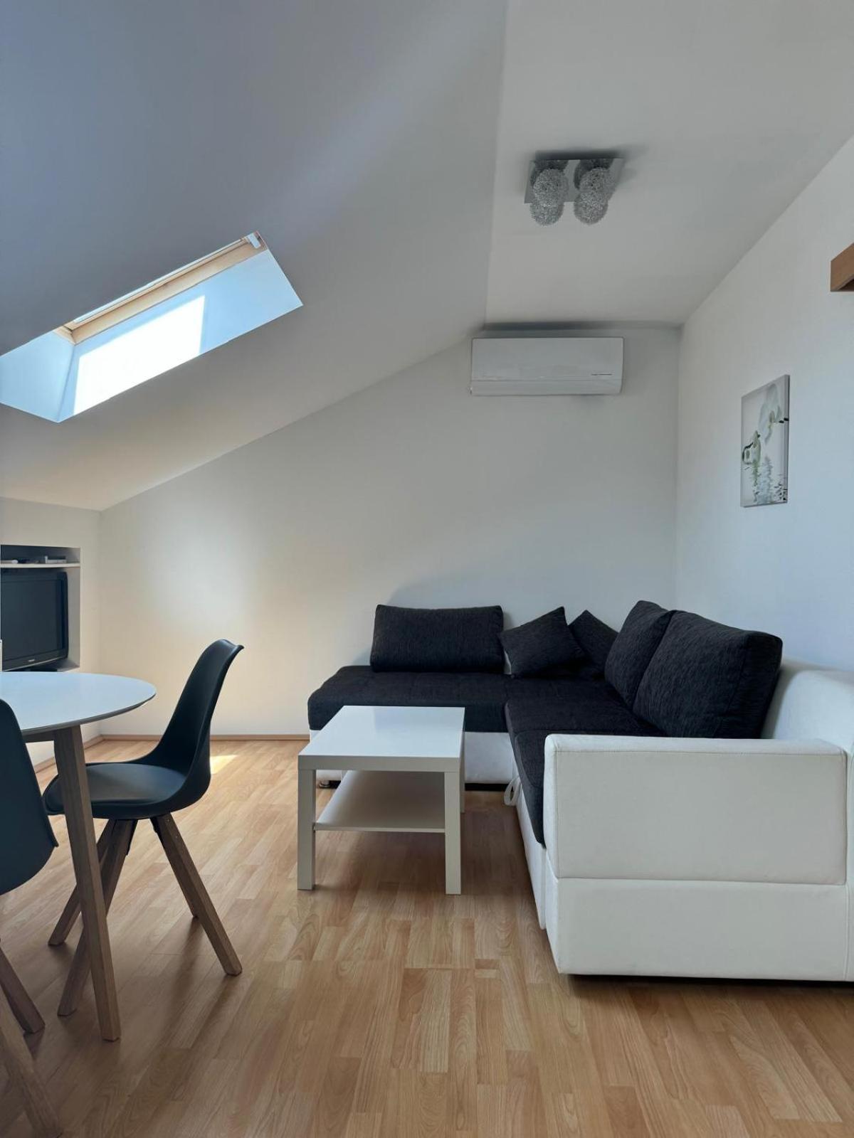 Haus Ella Διαμέρισμα Novi Vinodolski Εξωτερικό φωτογραφία