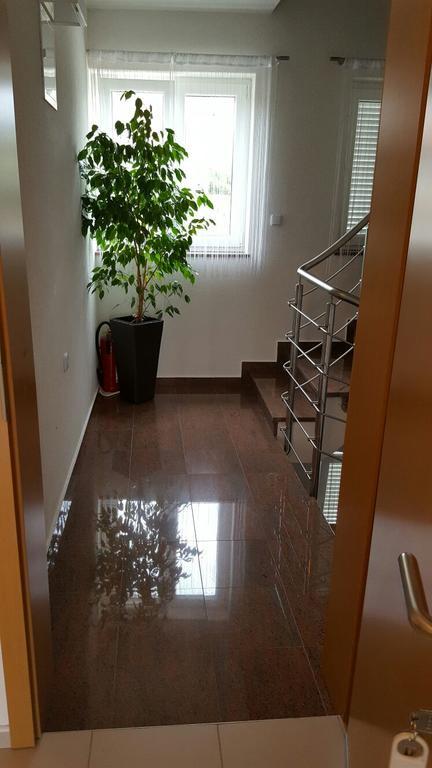 Haus Ella Διαμέρισμα Novi Vinodolski Εξωτερικό φωτογραφία